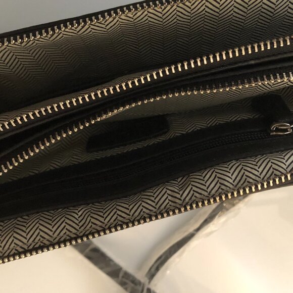 NEW - N28 Crossbody bag - Vegan leather - Black with silver hardware - Picture 6 of 6